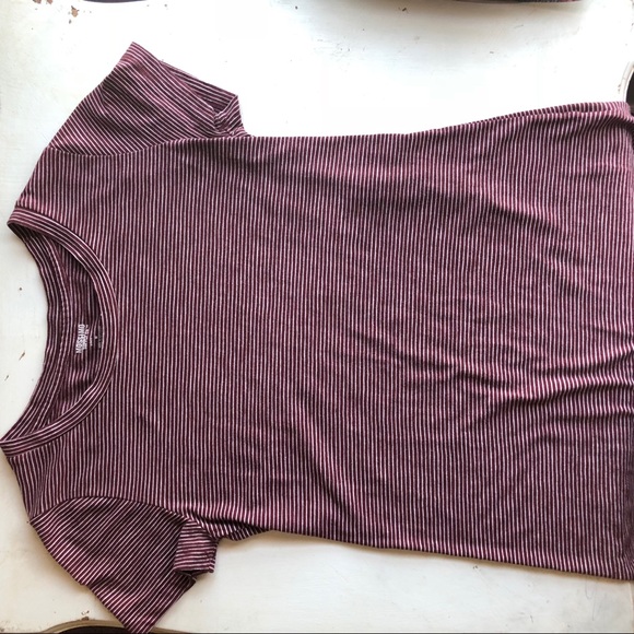 striped mossimo top ✨ - Picture 4 of 4